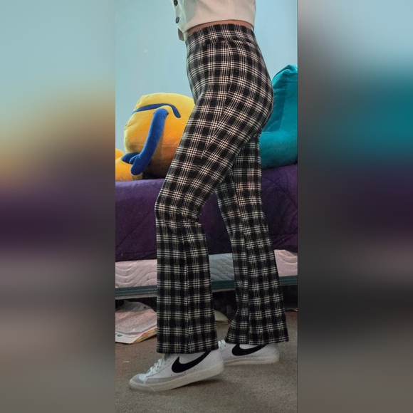 Casual Flare Pants - Picture 5 of 5